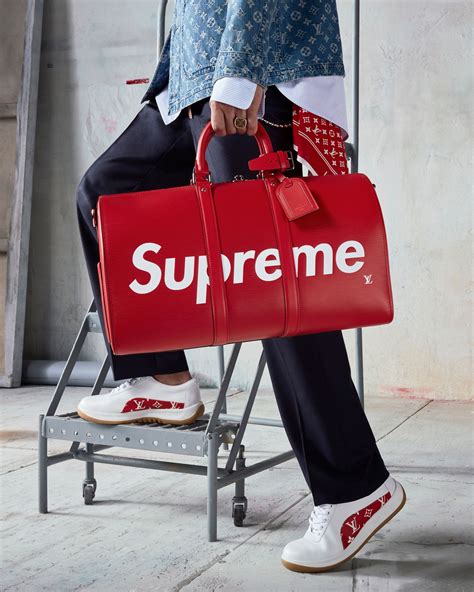 borsone lv supreme|supreme shoes louis vuitton.